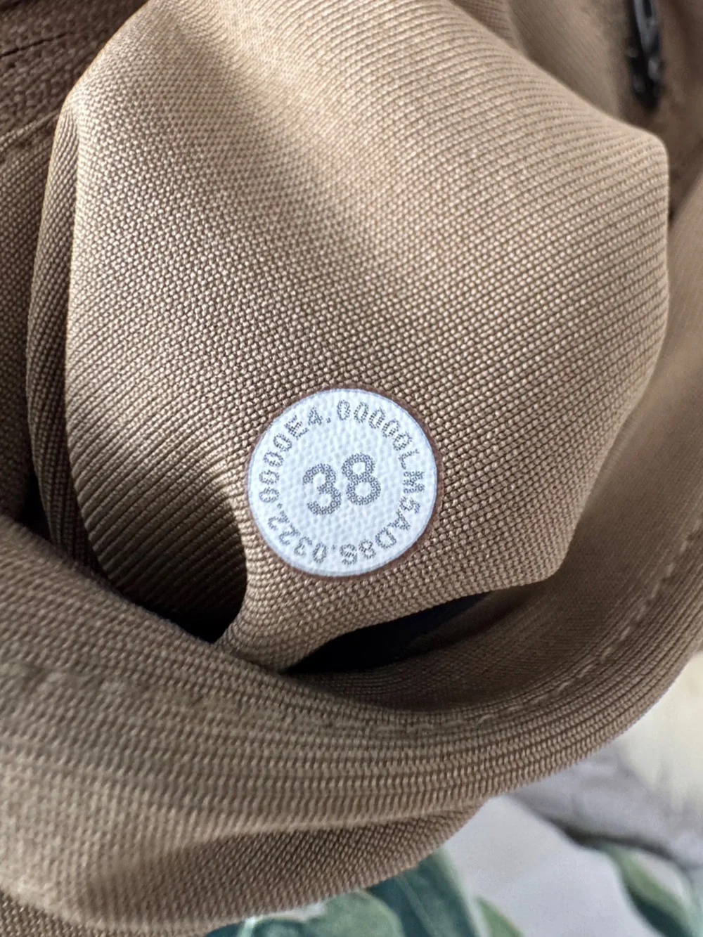 Lululemon ABC 5-Pocket Pants Mens Sz 38